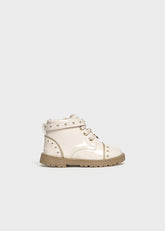 Botas Charol Taches Blanco Mayoral
